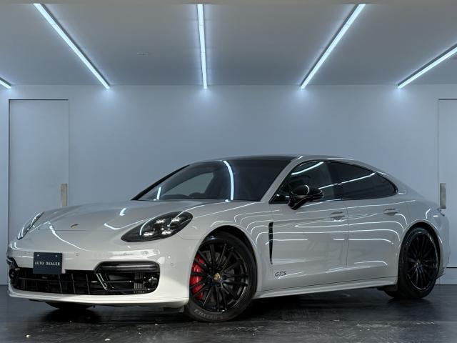 2019 Porsche Panamera GTS