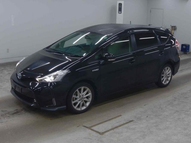 2015 Toyota PRIUS ALPHA S Touring Selection