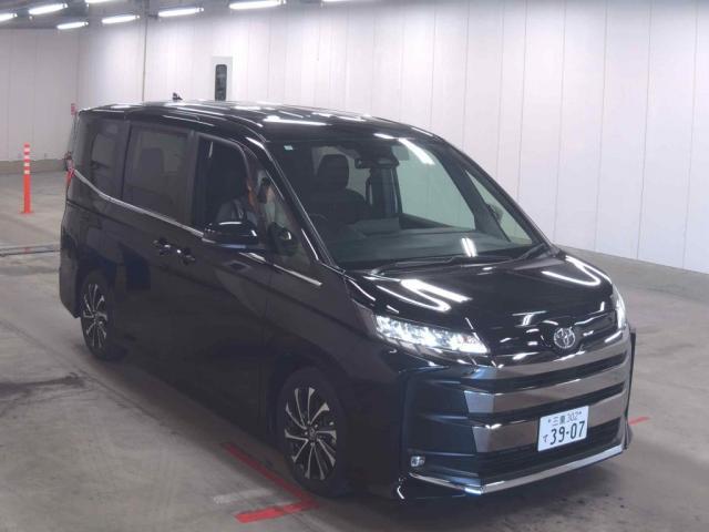 2025 Toyota NOAH S-Z