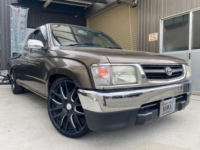 1999 Toyota HiluxSportsPickup 2D Extra Cab