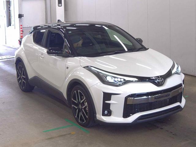 2021 Toyota C-HR S-T GR Sport