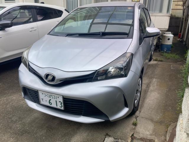 2014 Toyota VITZ F