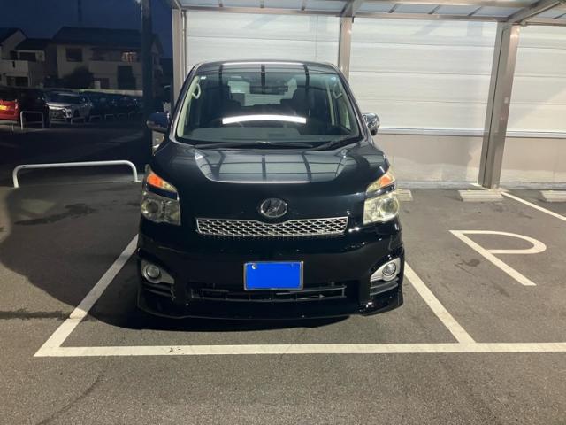 2013 Toyota Voxy Special ZS Kirameki 3