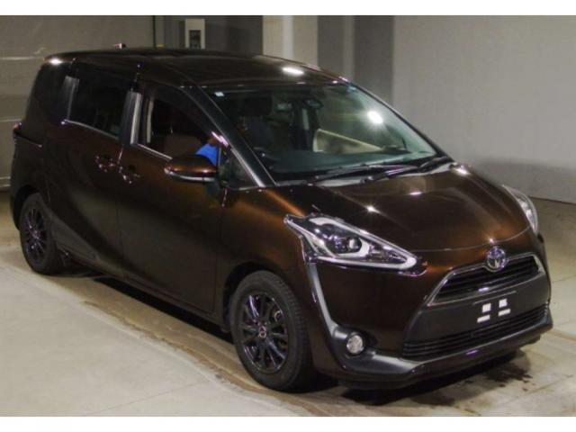 2016 Toyota Sienta G — Photo 1