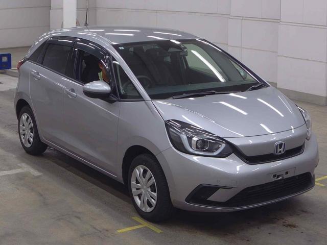 2021 Honda FIT e:HEV Basic 4WD — Photo 1