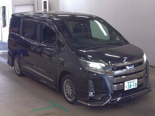 2017 Toyota Noah Hybrid Hybrid Si Modelerista Aero