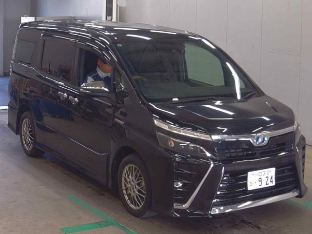 2019 Toyota Voxy Hybrid Hybrid ZS Kirameki?
