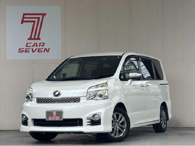 2012 Toyota Voxy ZS Kirameki 2