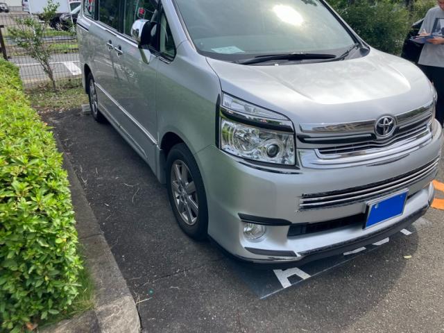 2009 Toyota Voxy ZS Kirameki