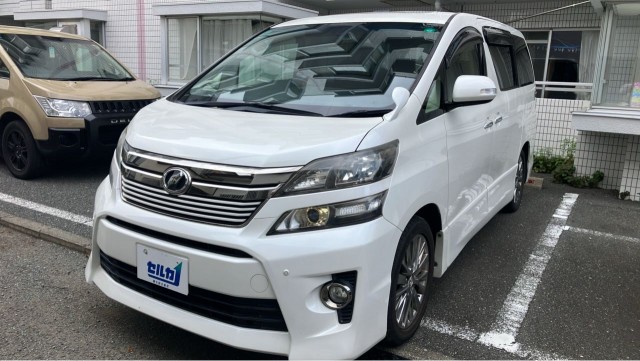 2013 Toyota Vellfire 2.4Z Golden Eyes