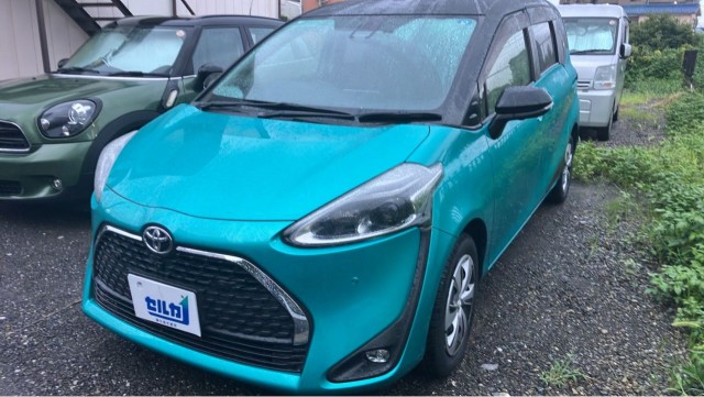 2021 Toyota Sienta G Quero