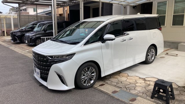 2025 Toyota Alphard Z