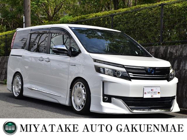 2014 Toyota VOXY 1.8 Hybrid X