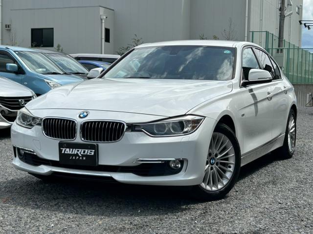 2013 BMW 3series 320i Luxury