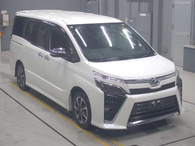 2018 Toyota Voxy ZS Kirameki