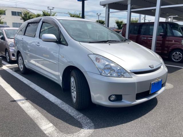2004 Toyota Wish X