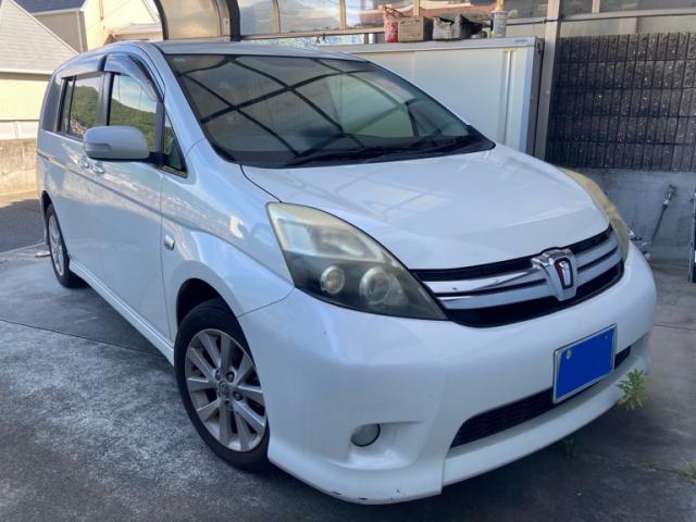 2012 Toyota ISIS Platana V Selection