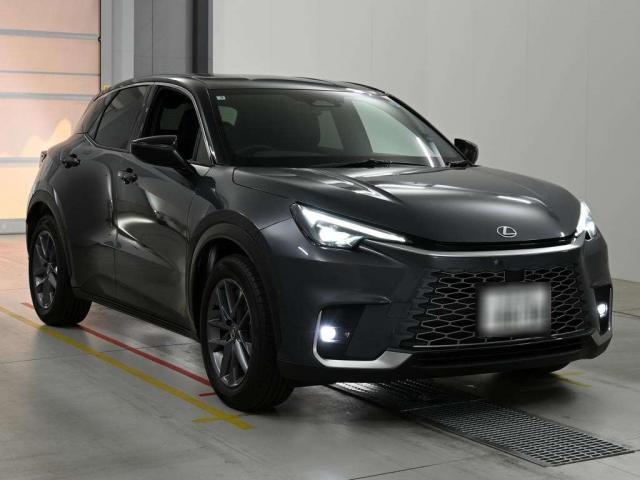 2025 Lexus LBX Hybrid Cool