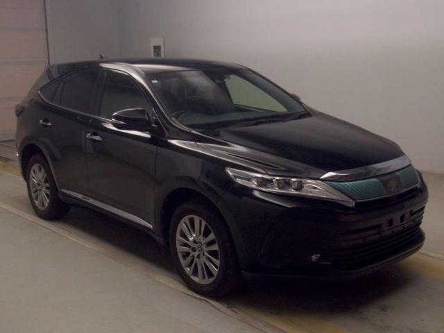2018 Toyota Harrier Premium — Photo 1