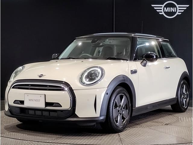 2022 MINI 3HB Cooper Classic Trim