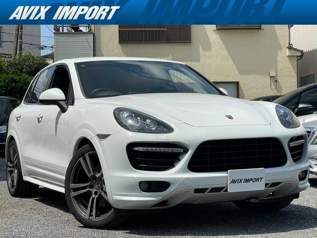2012 Porsche Cayenne GTS