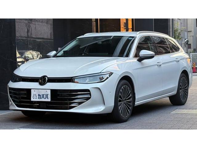 2025 Volkswagen VW Passat Wagon eTSI Elegance