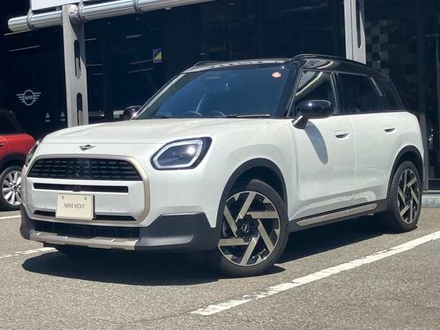 2025 MINI Countryman Countryman D Favored Trim