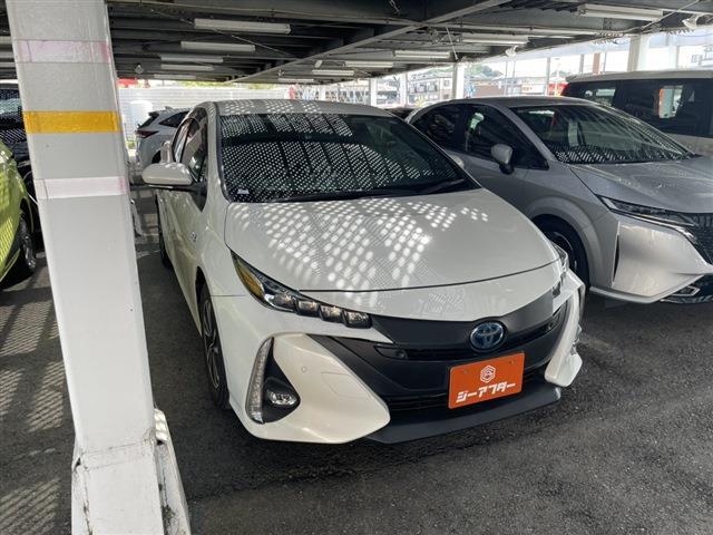 2018 Toyota Prius PHEV 1.8 S Safety Plus