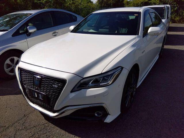 2018 Toyota Crown Hybrid RS Advance