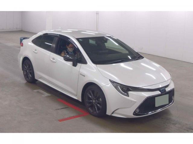 2020 Toyota Corolla Sedan Hybrid Hybrid Double V