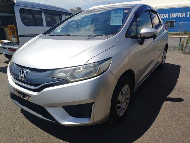 2014 Honda FIT 13G・F Package 2WD 5-door ECVT