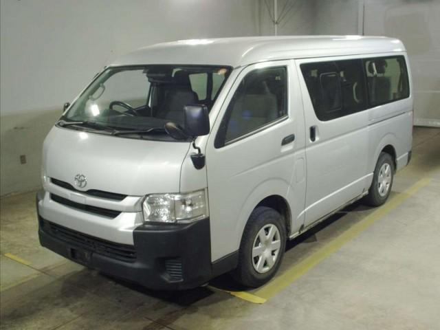 2018 Toyota Hiace Wagon DX 4WD