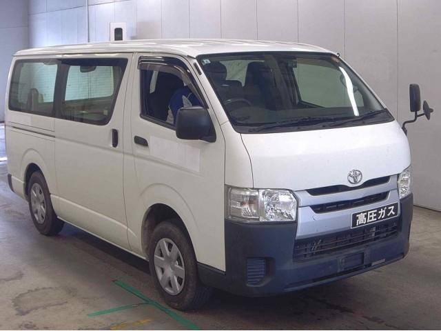 2016 Toyota HIACE VAN DX 4WD