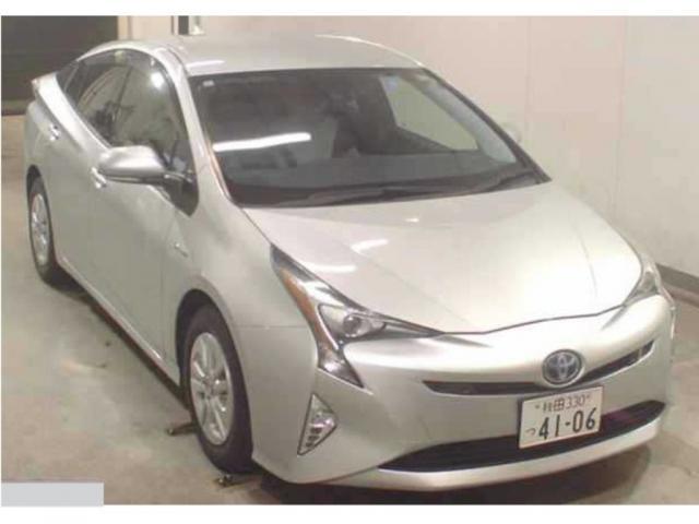 2018 Toyota Prius S Safety Plus