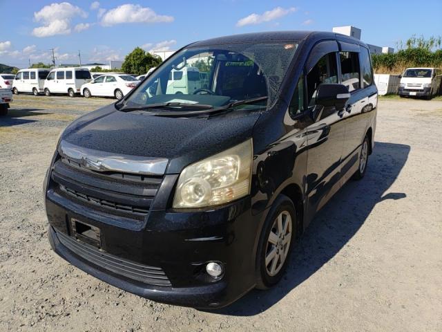 2009 Toyota Noah S