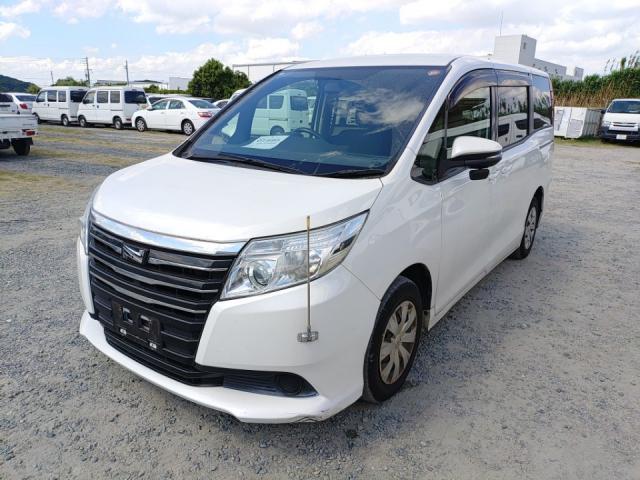 2015 Toyota NOAH X — Photo 1