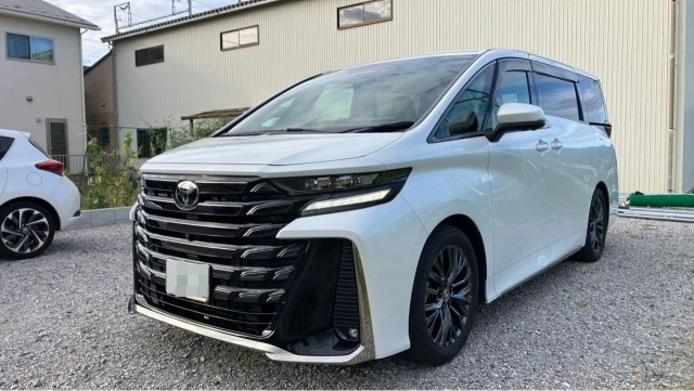 2024 Toyota Vellfire Hybrid Z Premia