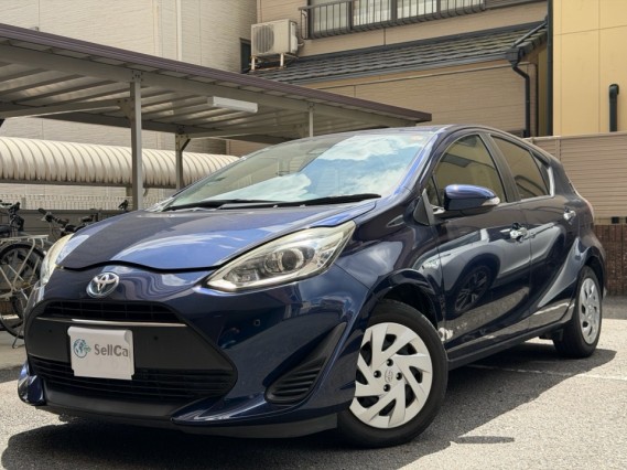 2018 Toyota Aqua S Style Black