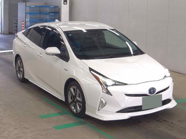 2016 Toyota Prius A Premium Touring Selection
