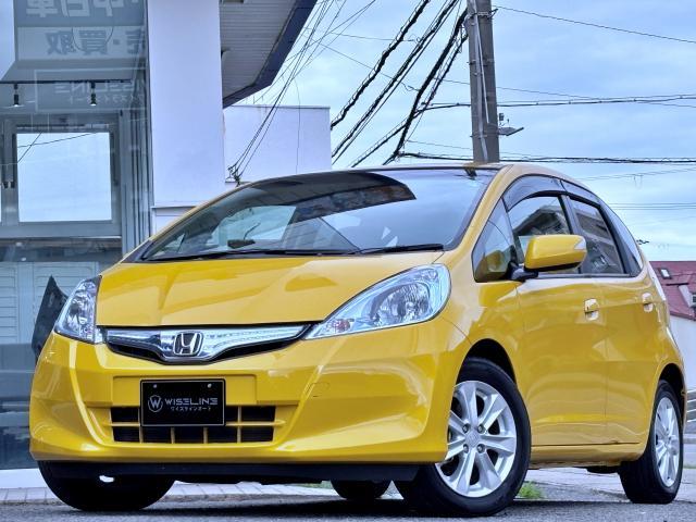 2011 Honda Fit Hybrid Navi Premium Selection
