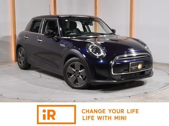 2022 MINI 5HB Cooper Classic Trim