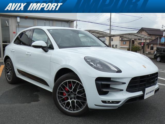 2016 Porsche Macan Macan Turbo