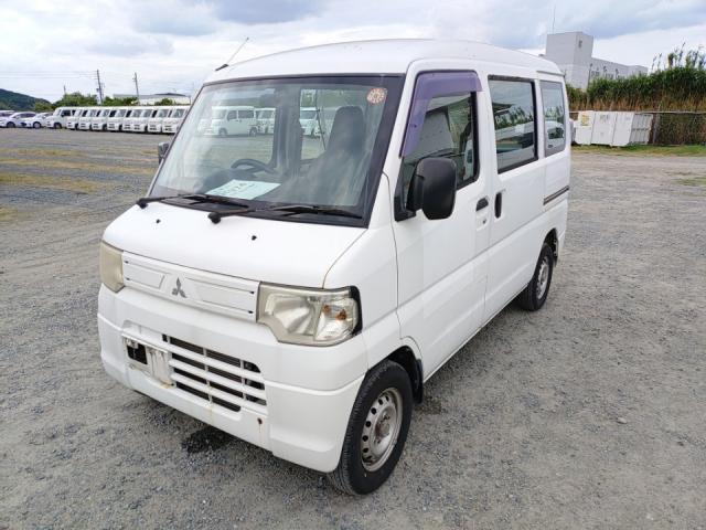 2012 Mitsubishi Minicab Van CD
