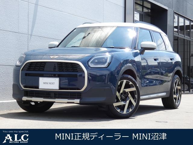 2026 MINI Countryman Countryman D Favored Trim