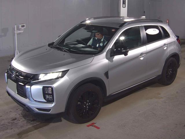 2023 Mitsubishi RVR 4WD Black Edition