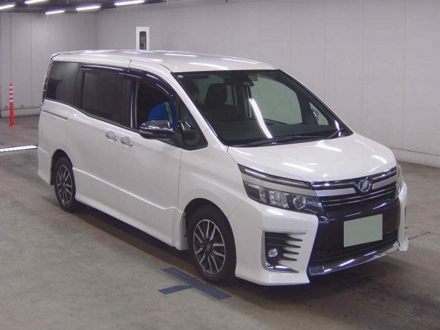 2017 Toyota VOXY ZS Kirameki?