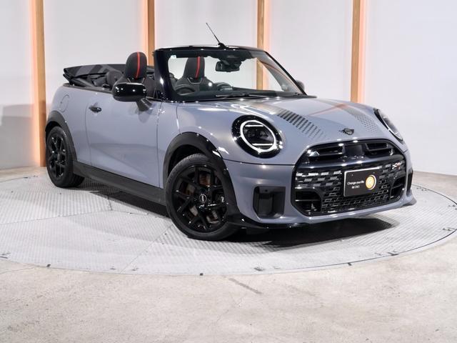 2025 MINI Convertible Cooper S Convertible John Cooper Works Trim