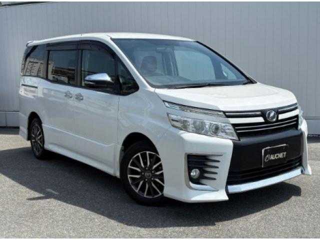 2015 Toyota Voxy 2.0 ZS Kirameki