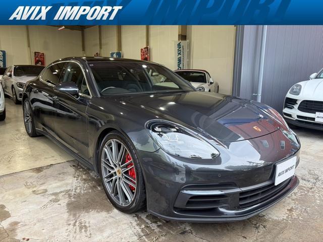 2018 Porsche Panamera 4 Executive