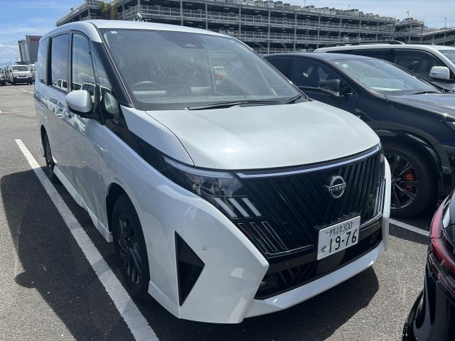 2026 Nissan Serena e-POWER e-POWER Highway Star V
